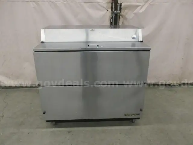 Commercial Freezer - A5