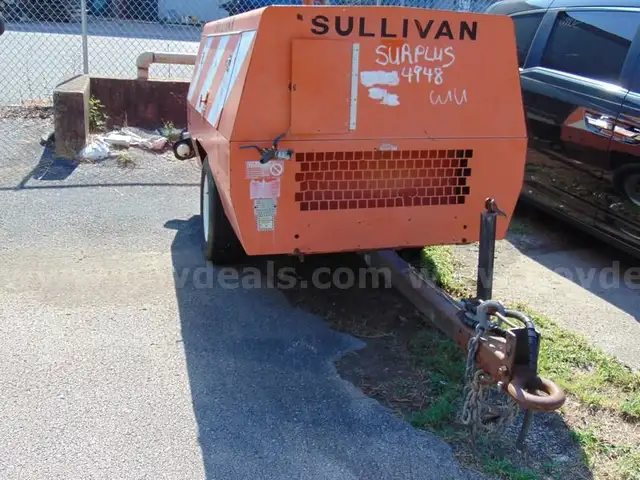 1995 Sullivan Air Compressor D185QD5 Pull Behind - Surplus Lot