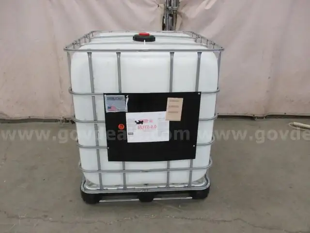 275 Gallon Tank - B6