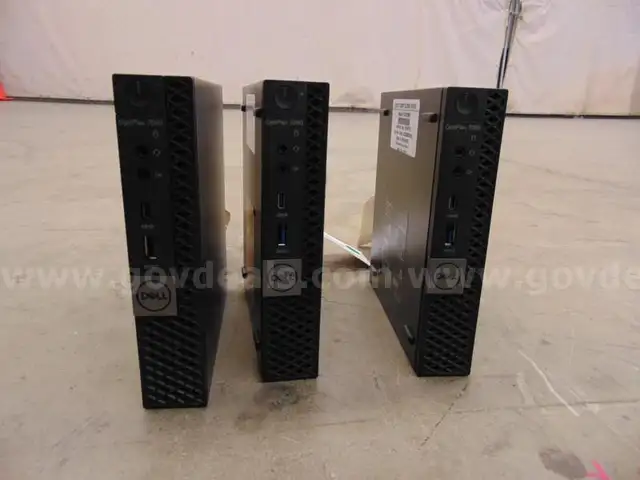 3 Dell Optiplex Computers - A2