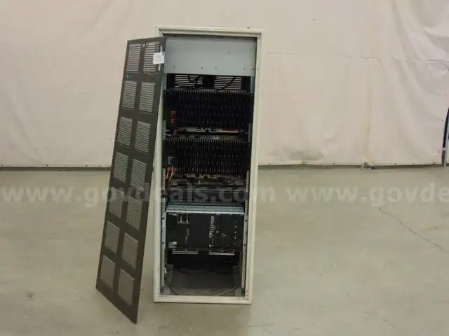 Motorola Cabinet - B3
