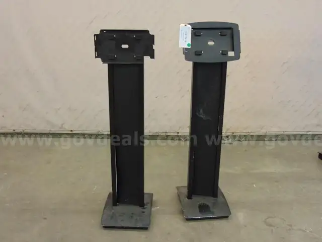 2 Compulock Stands - C5