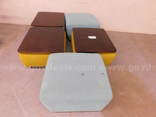 5 Ottomans - B5