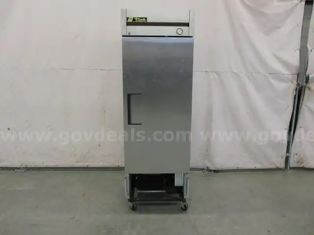 Commercial Freezer - B5