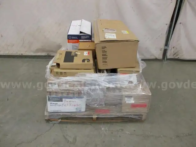1 Lot of Various Bus Parts - B6