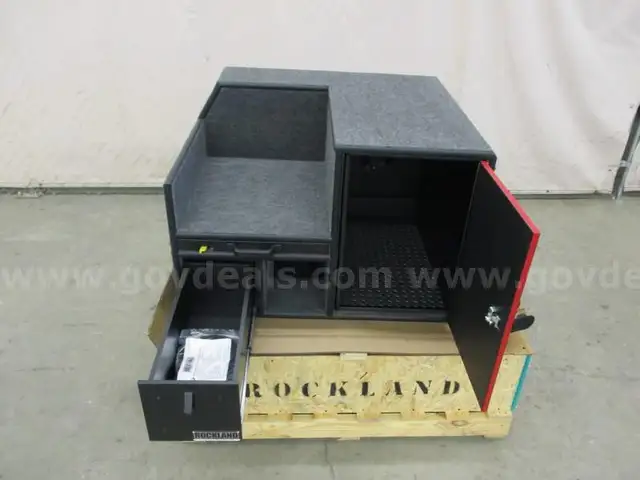Vehicle Cargo Storage Box - B2