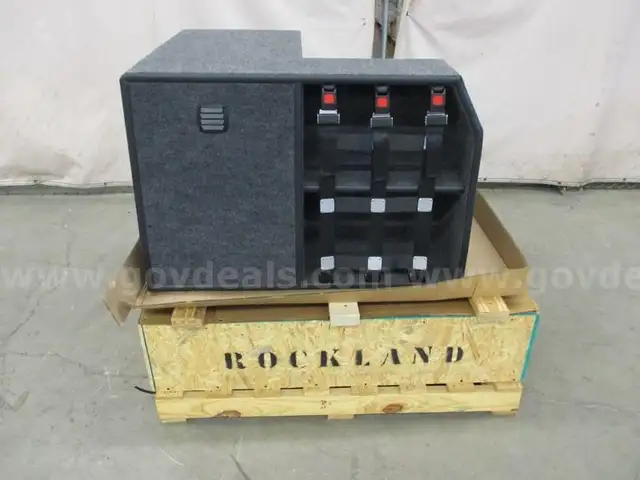 Vehicle Cargo Storage Box - B7