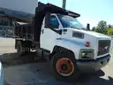 2004 Chevrolet C7C042 - Surplus Lot