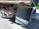 2004 Chevrolet C7C042 - Surplus Lot