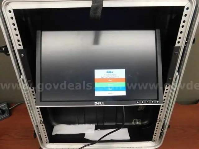 19&#x22; Dell Monitor in Case - A2