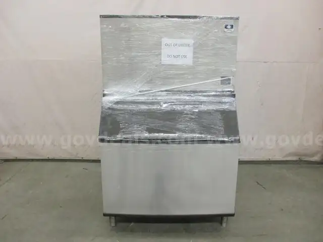 Ice Maker - B8