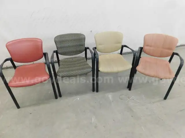 4 Chairs - B3