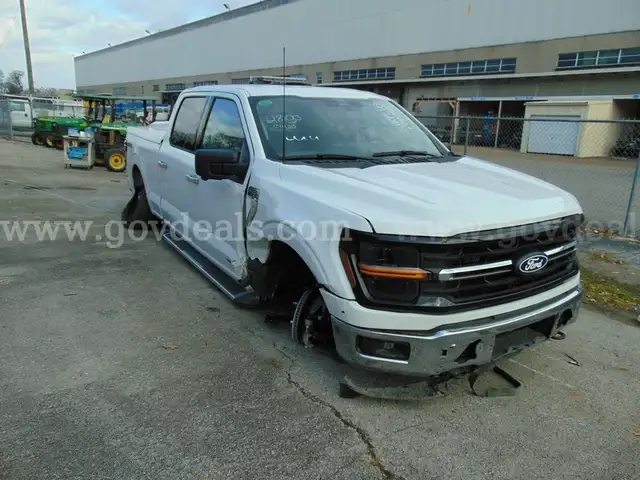 2024 Ford F-150 4 WD Hybrid Pickup - Surplus Lot
