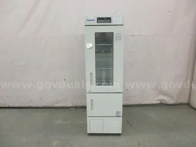 Pharmaceutical Refrigerator - C1