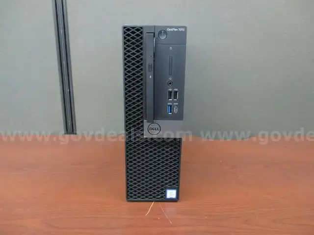 Dell Optiplex Computer - A2