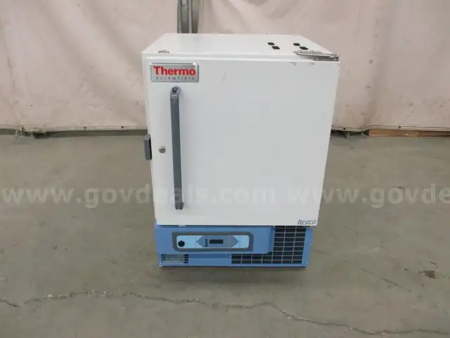 Vaccine Freezer - B7