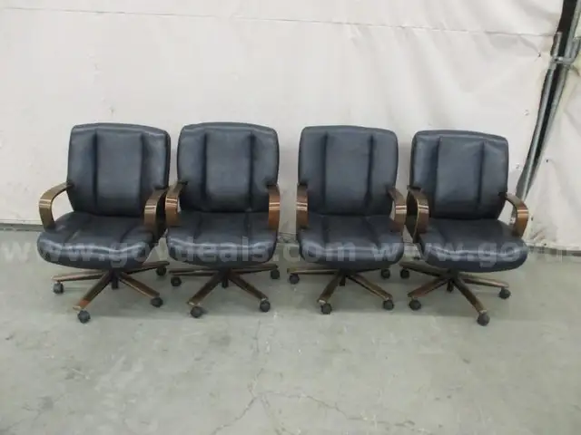 4 Office Chairs - B2