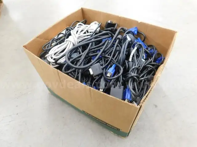 Lot of VGA Cables - B1