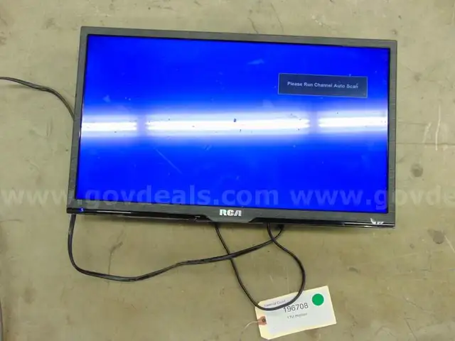 20" RCA TV/DVD Combo - B1