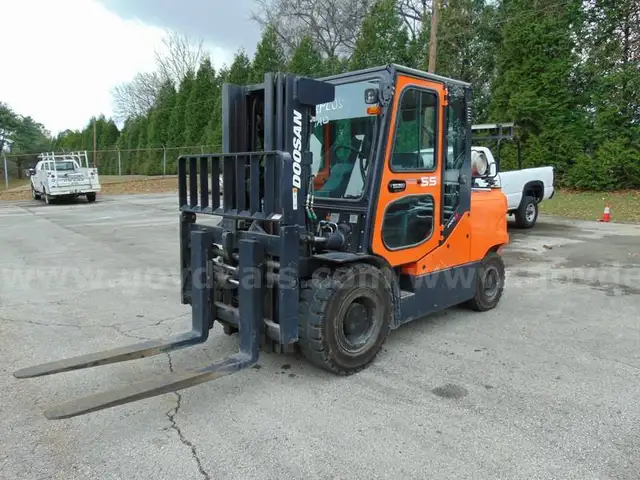 2014 Doosan G55C-5 Forklift - Surplus Lot