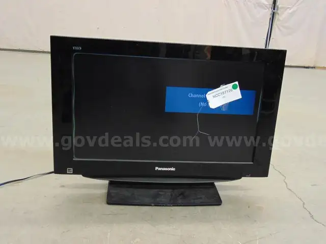 26" Panasonic TV - B1
