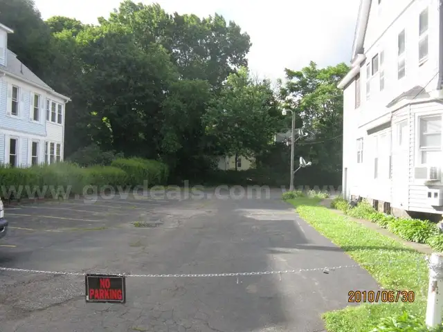 939 WEST 9TH ST  ERIE  (16-030-047.0-118.00) BLIGHTED PROPERTY