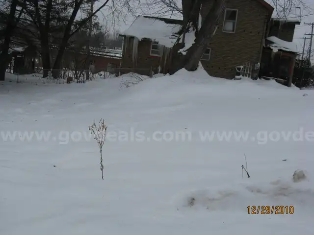 12 MILES ST. 70 X 30 IRR  LOT - UNION CITY BORO (41-009-034.0-005.00)