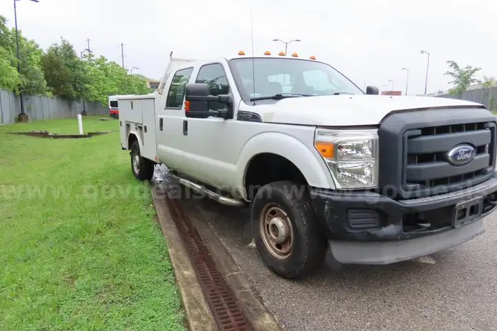 2013 Ford F-350 SD (Inspections/Pickups by Appointments Only)  must be towed