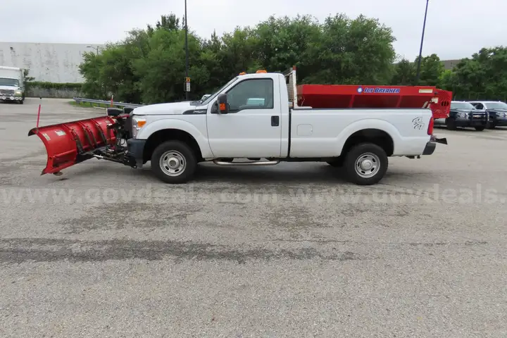 2014 Ford F-250 SD (Inspections/Pickups by Appointments Only) must be towed