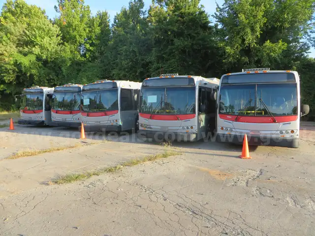 5 - 2006 New Flyer SCRAP buses. Model D40LFR