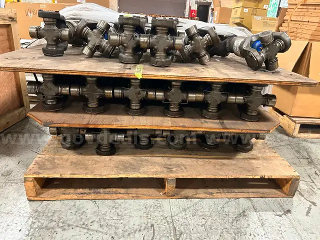 1Pallet of Orion Bus Drive Shaft Assembly (30)