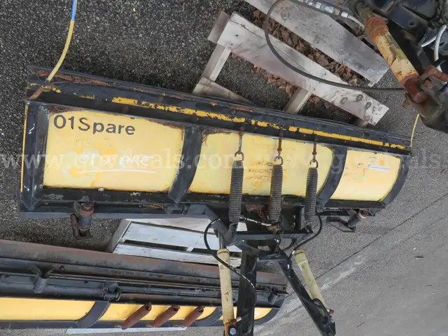 Meyer snow plow with mounting bracket