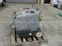 2 carpet extractors