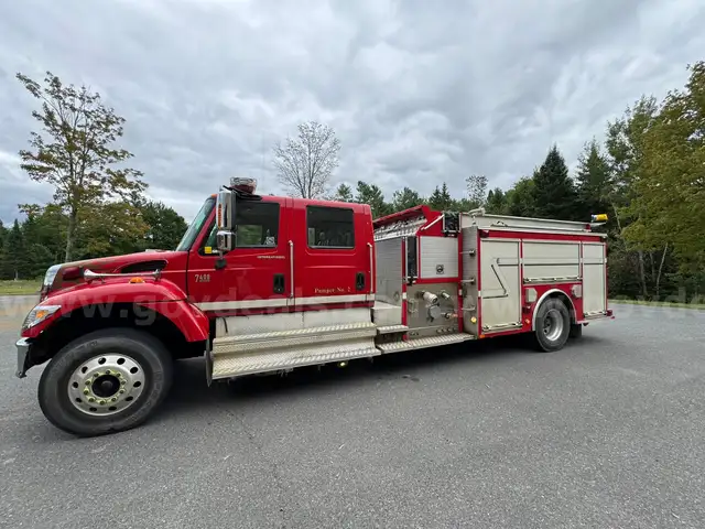 2005 International 7400 Pumper