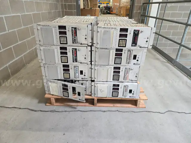 170 Traffic Signal Controllers