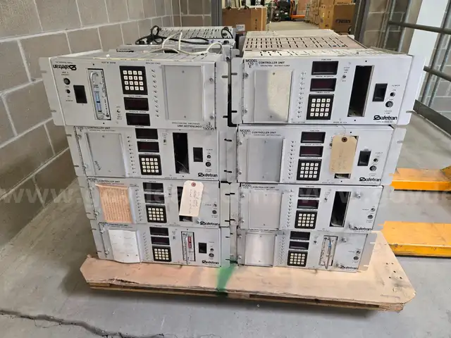 170 Traffic Signal Controllers