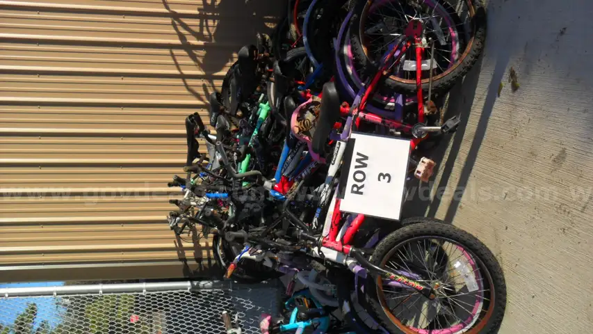 Lot of 16 Bikes