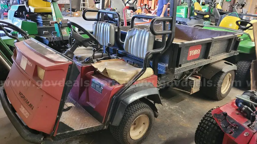 2001 TORO HEAVY DUTY WORKMAN 3200
