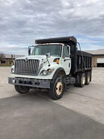 2008 International 7600 12 Yard Dump Truck