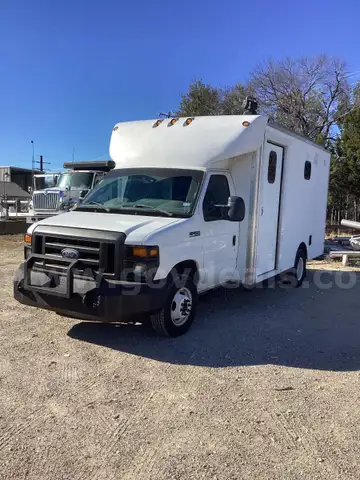 2012 Ford Econoline Box Truck With Supreme Corporation RDV Package