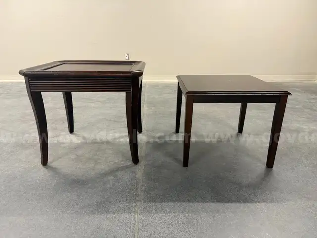 Set of 2 Tables
