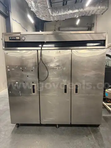 Lot of Misc. Cafeteria Equipment