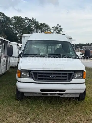 2005 Ford Econoline