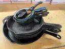 Cast Iron Pans (ct.11) (ID #11691) (TSA)