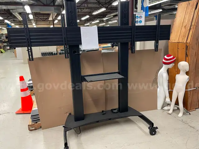 Portable Double Flat Screen TV Stand (ID #11738) (25-3091-6) 676