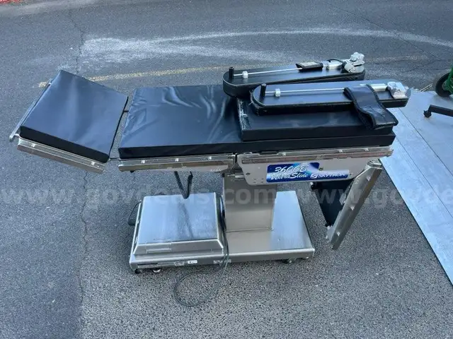 Operation/Surgery Bed (ID #11823) (25-3455-2) 39076