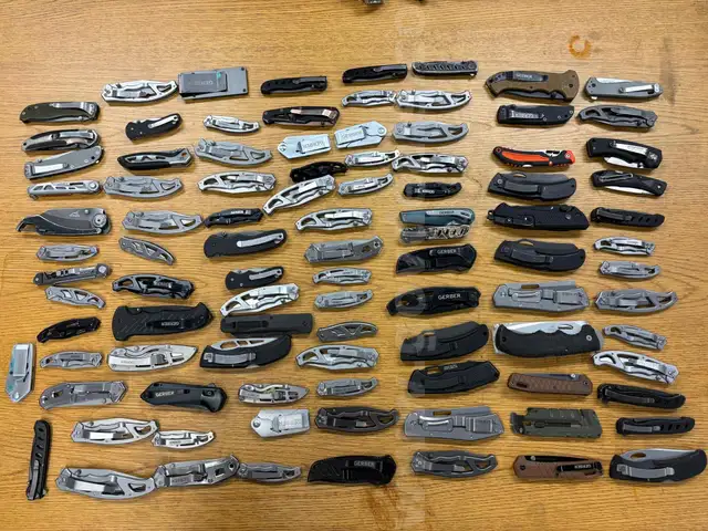 Gerber Knives (16lbs) (ID #11848) (TSA) ($25)