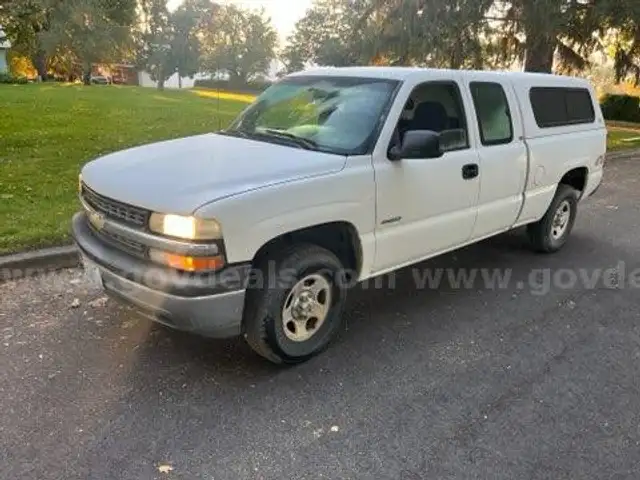 2000 Chevy Silverado 4x4 (ID#11883) (25-3881) 495