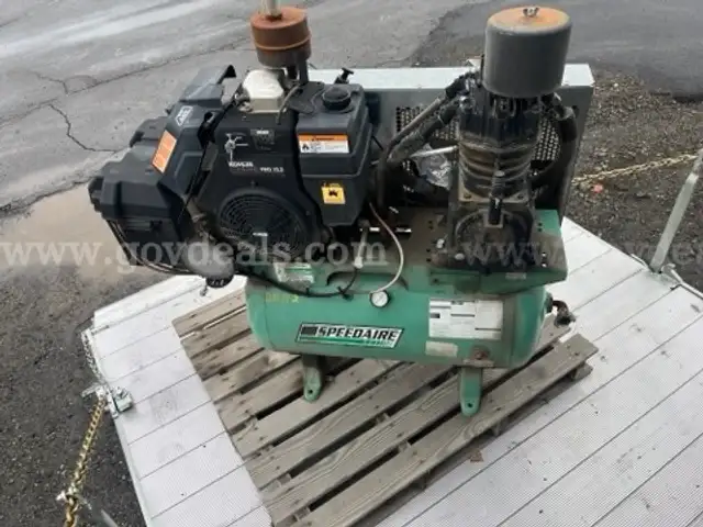 Air Compressor (ID #11960) (25-4147-6) 405