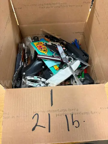 Misc. Confiscated TSA (21lb) (ID #11971) (TSA) ($40) (Box#1)